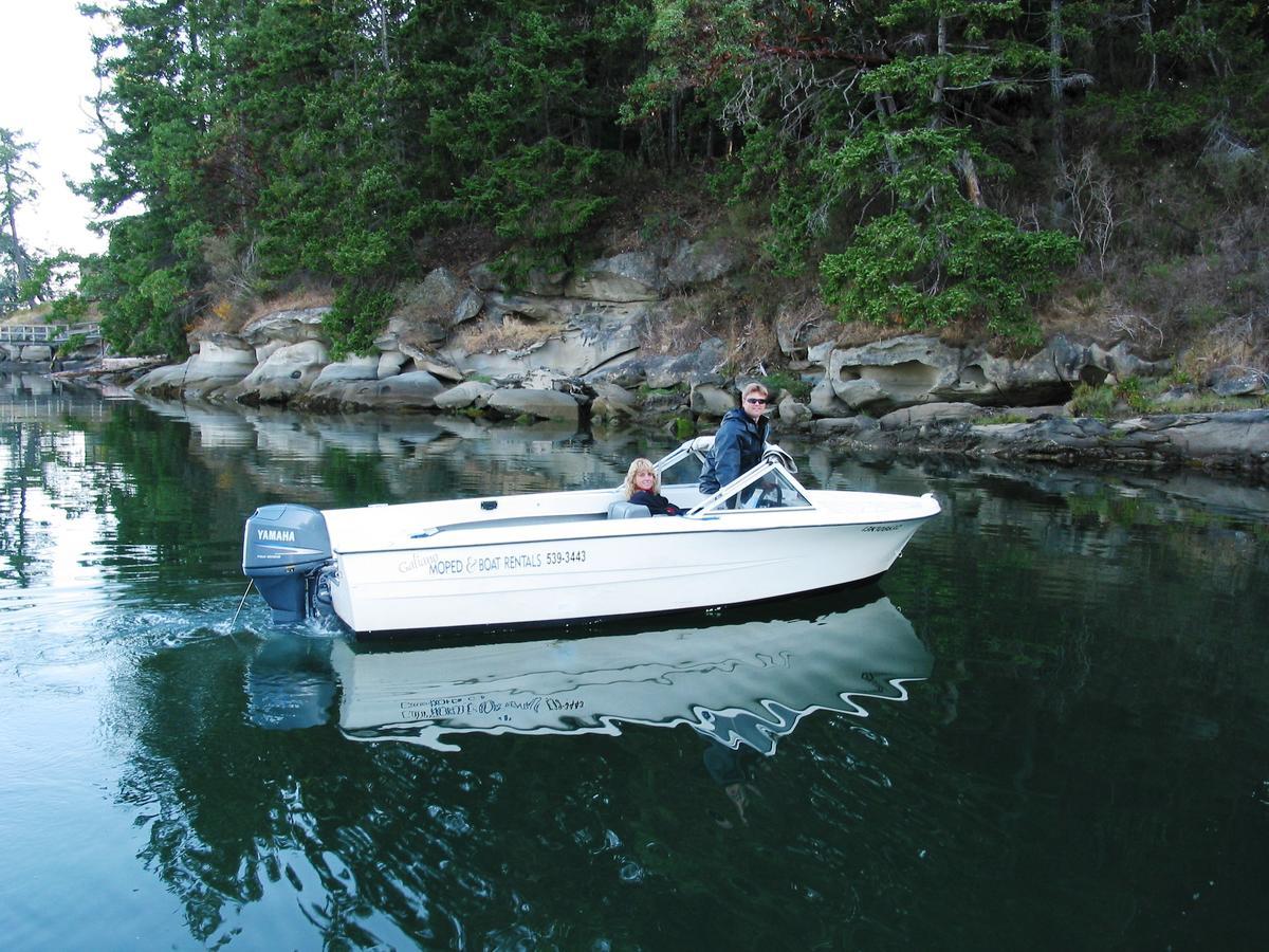 Sticks And Stones Cottage-Arbutus Grove Montague Harbour Exterior foto